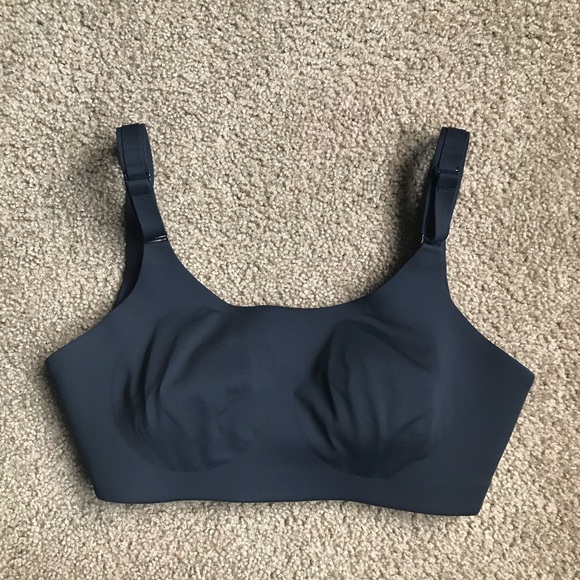 Lululemon Booby Bracer Sz 36DD In Black - Picture 4 of 8